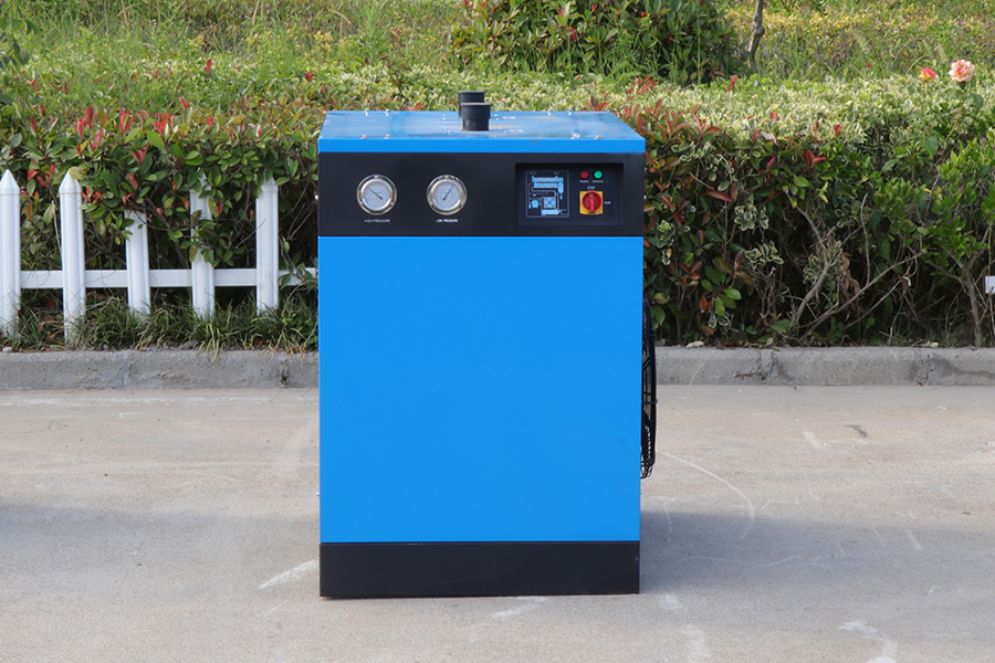 냉동식 공기 건조기