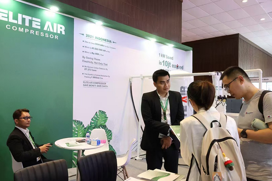 Jiangsu Luoming 대외 무역 사업 관리자가 인도네시아 제조 전시회 방문